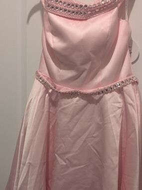 Women's Light Pink Jeweled Party Dress